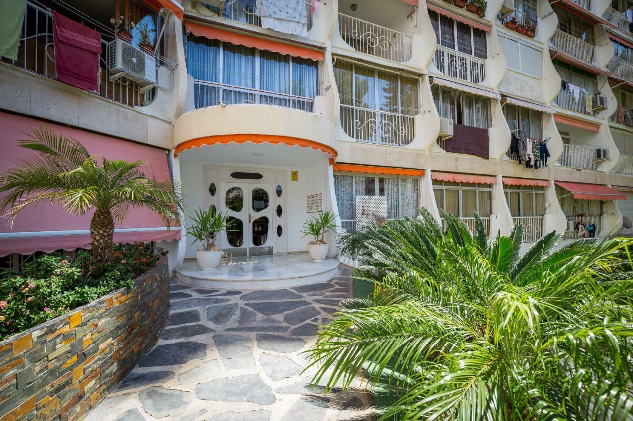Sky Park Apartment Benidorm Exterior photo