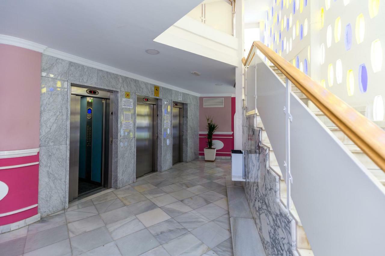 Sky Park Apartment Benidorm Exterior photo